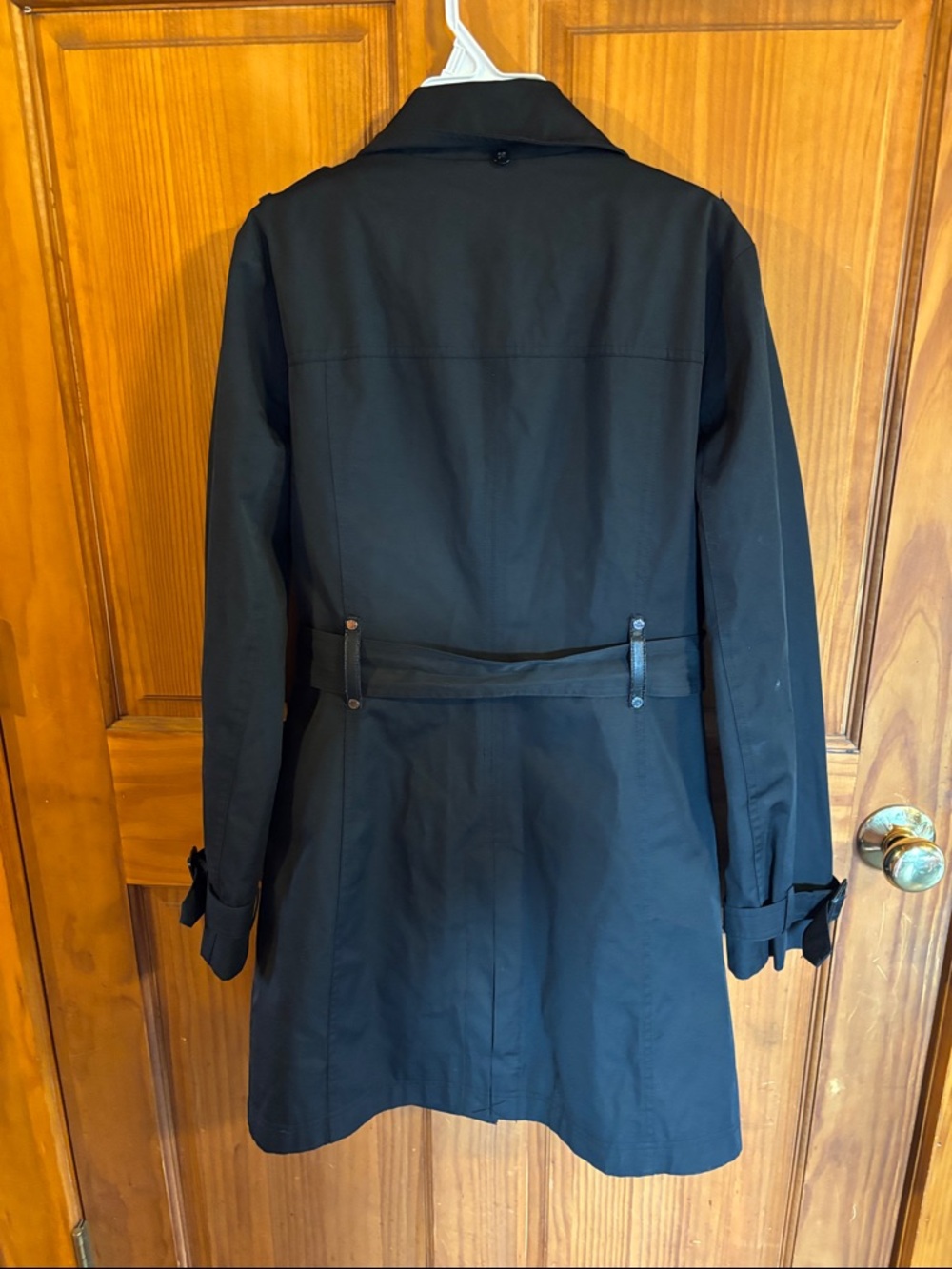 Michael Kors Black Jacket with Cream Label - Picture 3 of 7